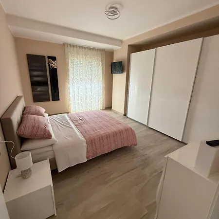 Casa Edo 3*