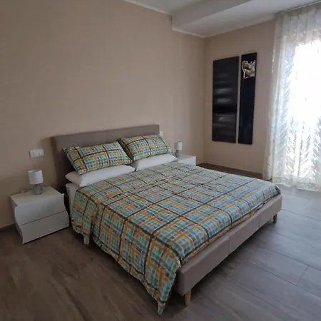 ゲストハウス Casa Edo アヴェッツァーノ