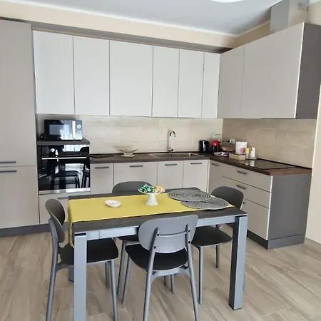 Casa Edo アヴェッツァーノ